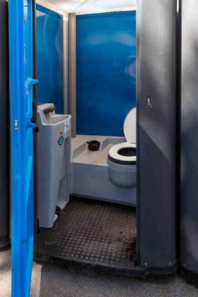 Best Porta potty rental near me  in Rolling Fork, MS